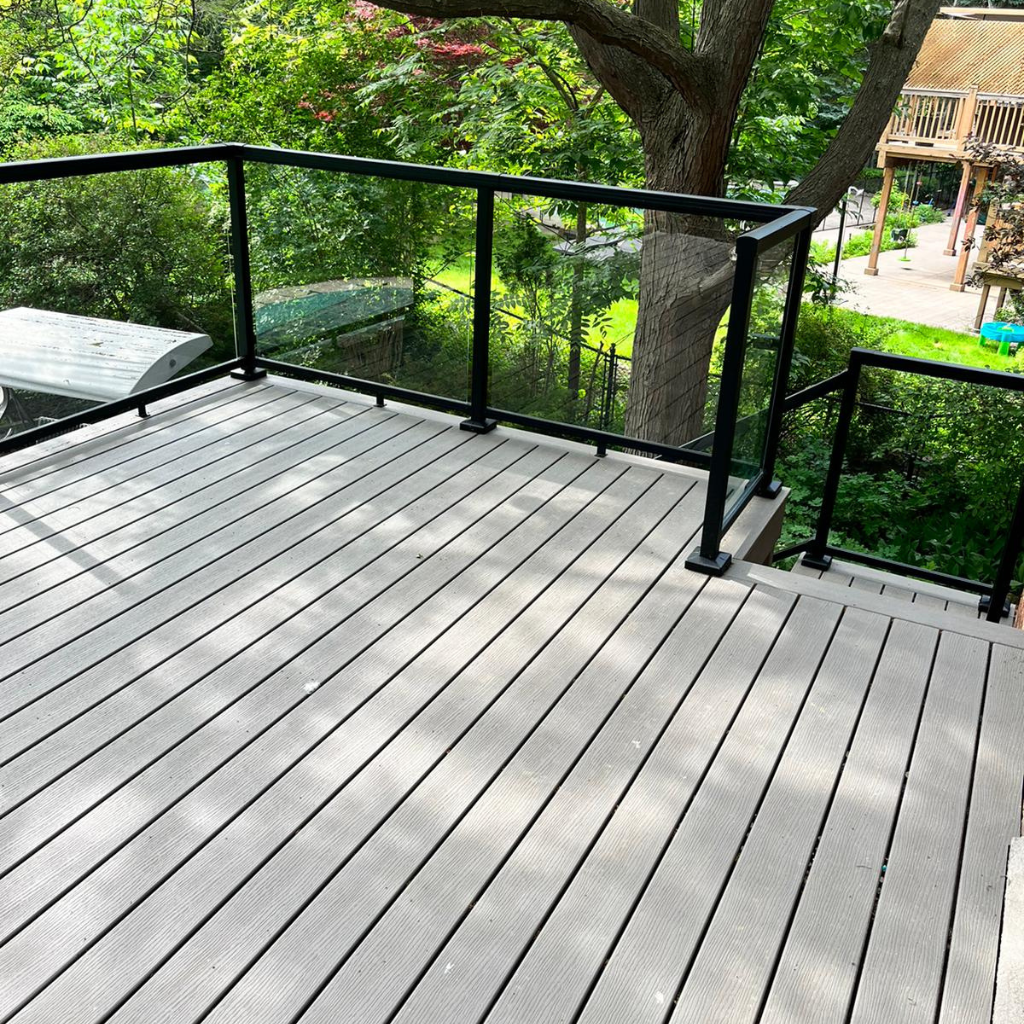 Deck Builders in Oakville