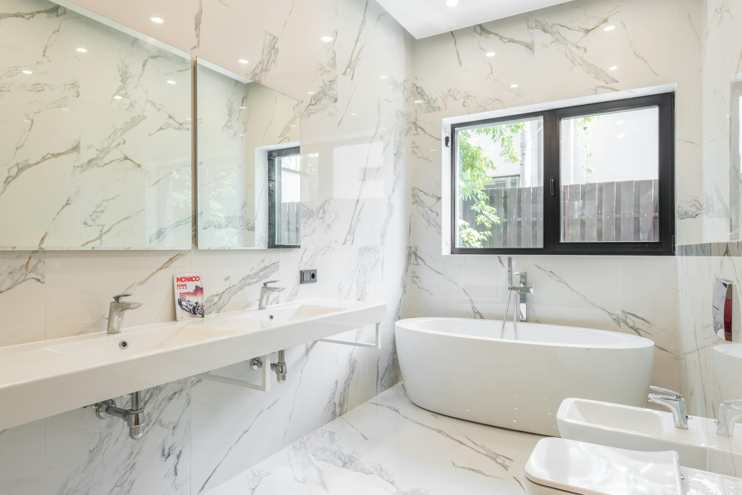 Oakville-bath-remodel-Renovators